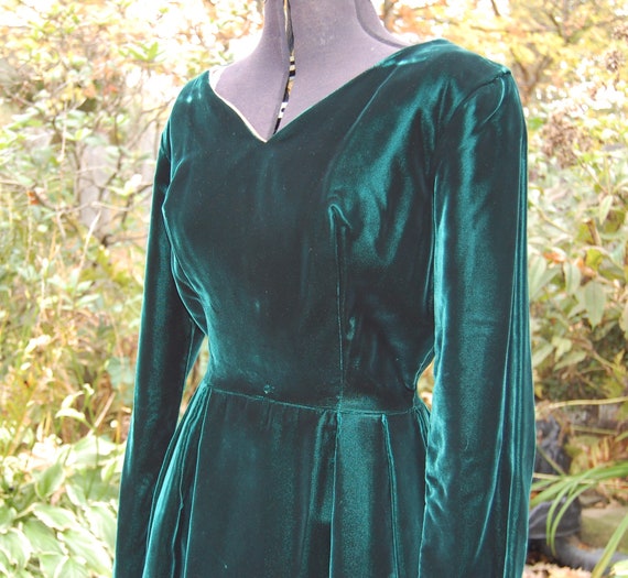 60 Emerald Green Velvet Party Dress - image 1