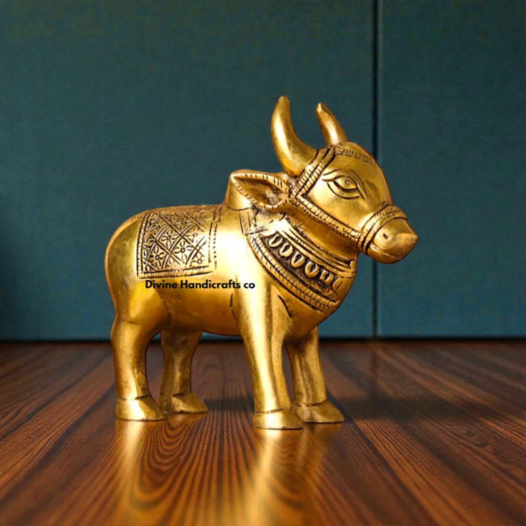 真鍮製 雄牛 置物 ゴールドカラー 真鍮製の雄牛の置物 - 6インチの装飾像 - Etsy 日本