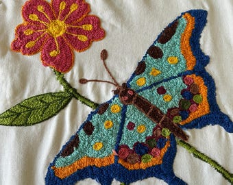 Schmetterling Blume Crewel Arbeitsstoff: 100% Wolle auf Baumwoll-Canvas
