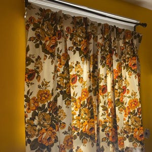Vintage 1970s Floral Cafe Curtain Panel: Orange Flower Power, Pleat Top