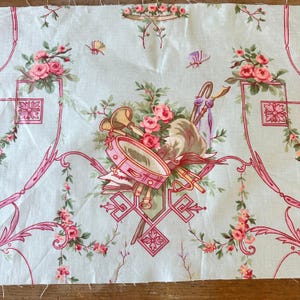 Vintage Lee Jofa Chintz Fabric Scrap: 1981 &#39;Revel&#39; Floral Arabesque