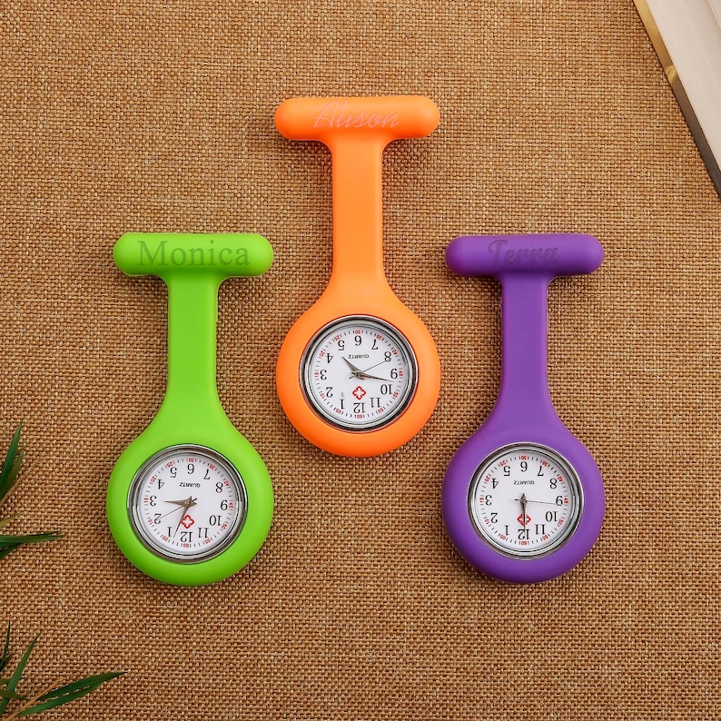 Reloj de enfermera de silicona personalizado con nombre grabado imagen 8