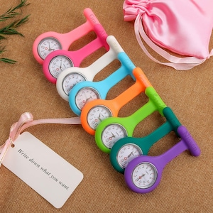 Reloj de enfermera de silicona personalizado con nombre grabado imagen 7