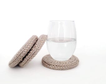 Dessous de verre au crochet en bois (Ensemble de 3)
