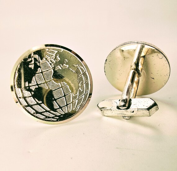 Silver round world cufflinks. - image 2