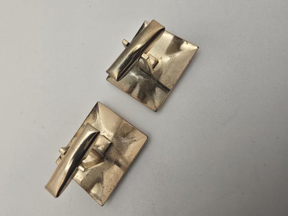 Vintage rectangular gold cufflinks with flower  d… - image 3