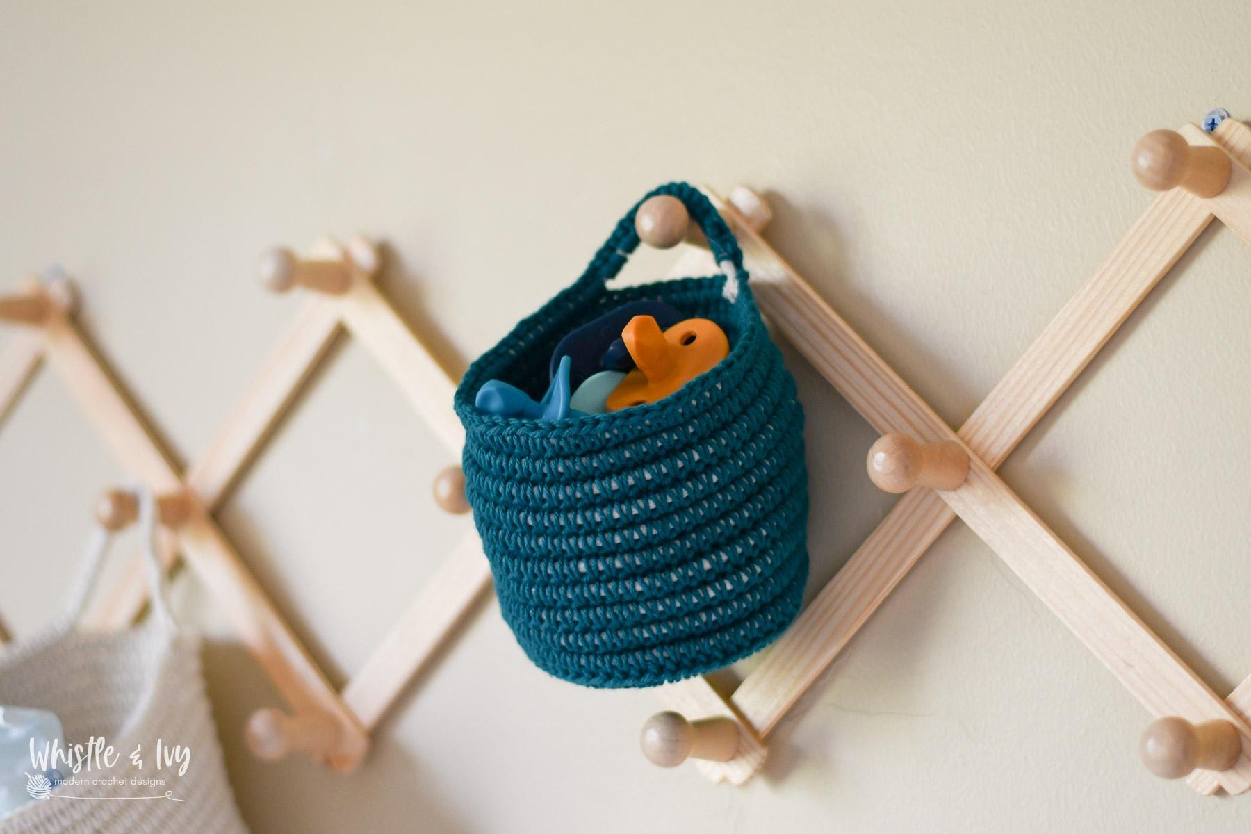 Crochet Pattern: Crochet Hanging Baskets with Rope