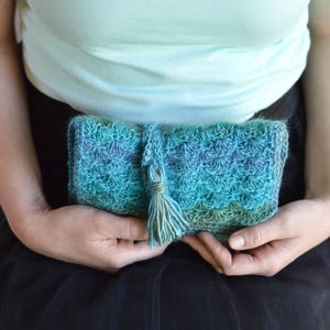 Tide Pool Wrap Clutch