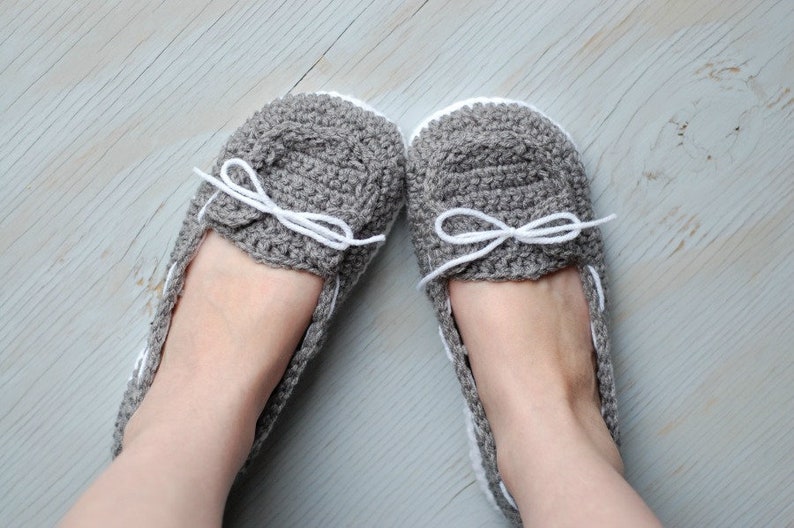 CROCHET PATTERN: Boat Shoes Slippers PDF Download Pattern image 1