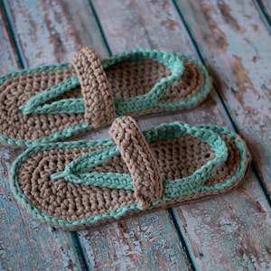 CROCHET PATTERN: Women&#39;s Flip Flops Sandals Slippers - PDF Digital Download