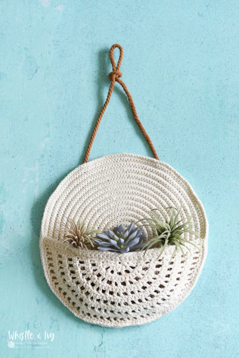 CROCHET PATTERN: Crochet Basket Wall Planter crochet wall hanging crochet planter DIGITAL Download image 3