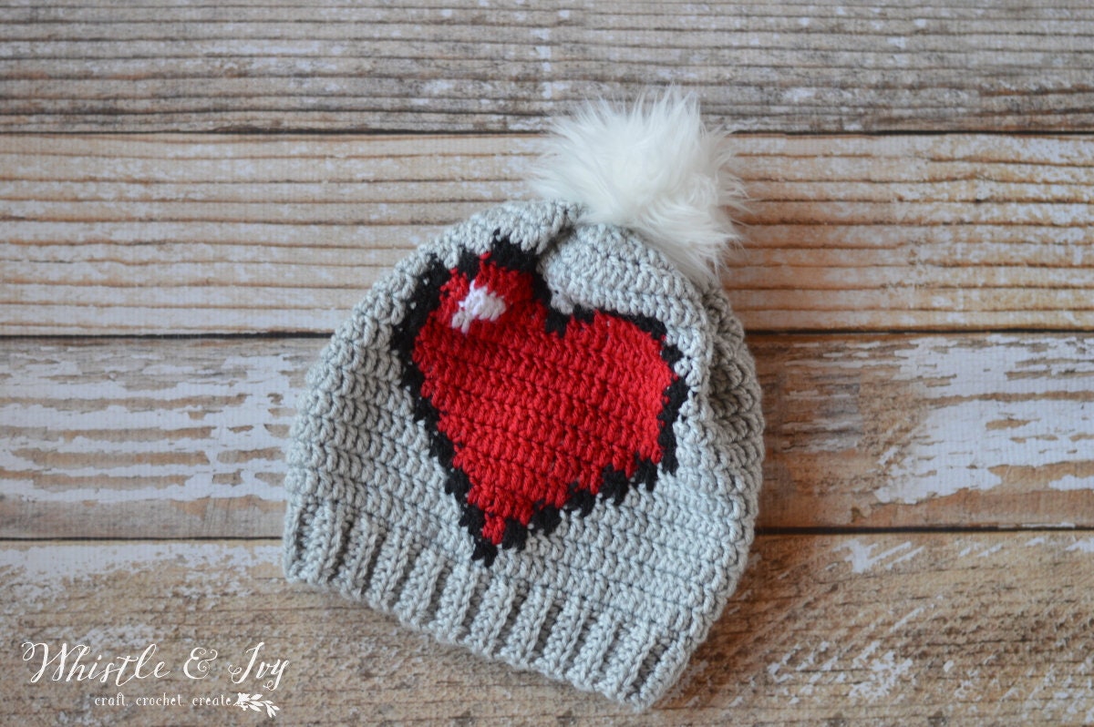 26 Pixel Crochet Patterns for Bold Colorwork, Blankets, Bags, and Amigurumi 21 8 Bit Slouchy Hat Pattern
