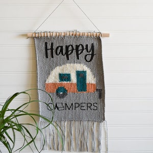 CROCHET PATTERN: Happy Camper Summer Crochet Wall Hanging – perfect warm weather wall decor to make today