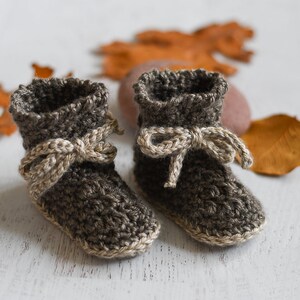 CROCHET PATTERN: Cozy Callen Crochet Booties for Baby - Pattern PDF Download -