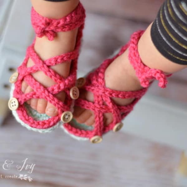 CROCHET PATTERN: Baby Button Gladiator Sandals pdf DOWNLOAD