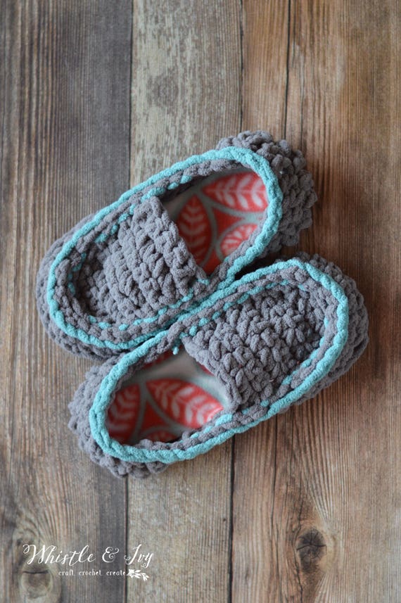 Cozy slippers crochet discount