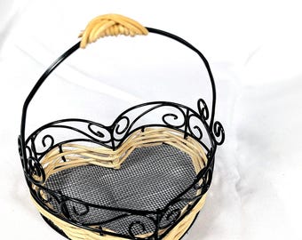 Heart Shaped Mini Basket