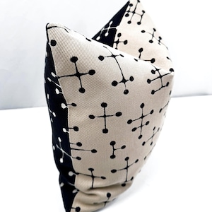 Maharam EAMES | TAKE2Pillow® | Small DOT Document / Small DOT Document Reverse