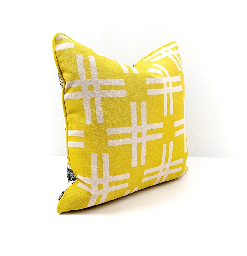PlaskoDesign TAKE2 Pillow - Thumbnail 4