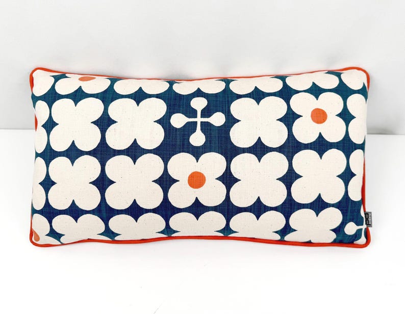 Skinny LaMinx Pillow