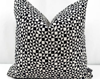 Maharam ALEXANDER GIRARD | TAKE2Pillow® |  Double Triangles / Checker Split  Black/White
