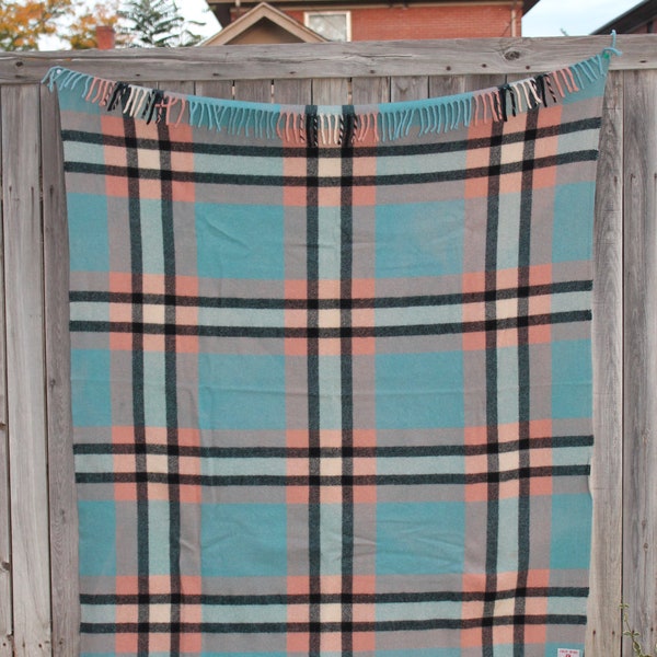 vtg wool troy blanket or "robe"  new hampshire stadium blanket