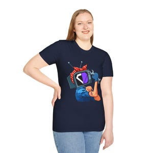 Retro TV Head Rosie the Riveter T-Shirt: Vintage Feminist Graphic Tee