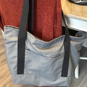 Grand sac fourre-tout en toile fabriqué à la main (2 poches extérieures, 6 poches intérieures)