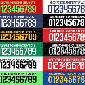 Op de afbeelding: Een verzameling digitale ontwerpen met het alfabet en de cijfers 0-9 in verschillende kleuren en stijlen. De ontwerpen omvatten een rode achtergrond met groene cijfers, een blauwe achtergrond met witte cijfers en een zwarte achtergrond met gele cijfers.