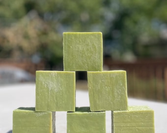 Saponetta artigianale all'olio d'oliva turco e alloro: Vegan Detox Spa - Confezione da 6