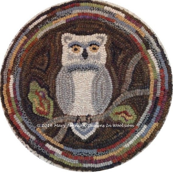 Rug Hooking PATTERN, Woodland Owl Chair Pad or Table Mat, 14" Round, P176, DIY Primitive Rug Hooking, Wide Cut Rug Hooking