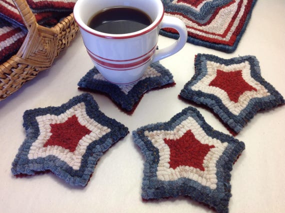 Rug Hooking PATTERN, Red, White and Blue Mug Rugs, P126, Americana Coasters DIY, Patriotic Stars