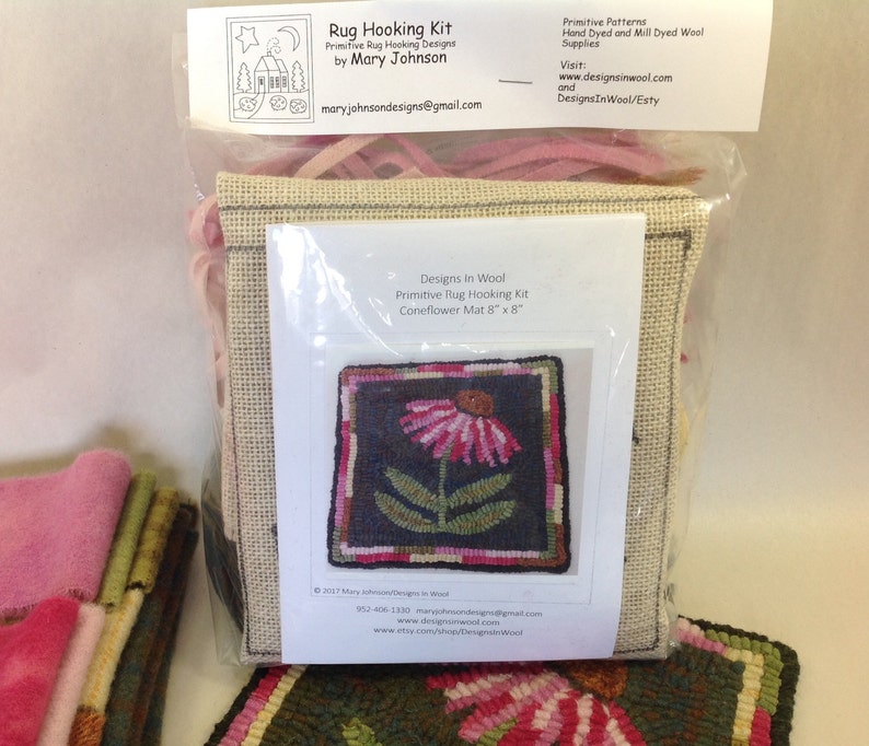 Rug Hooking KIT, Coneflower Mat, 8 x 8, K126, DIY Primitive Rug Hooking Mat, Folk Art Flower Tea Trivet image 2