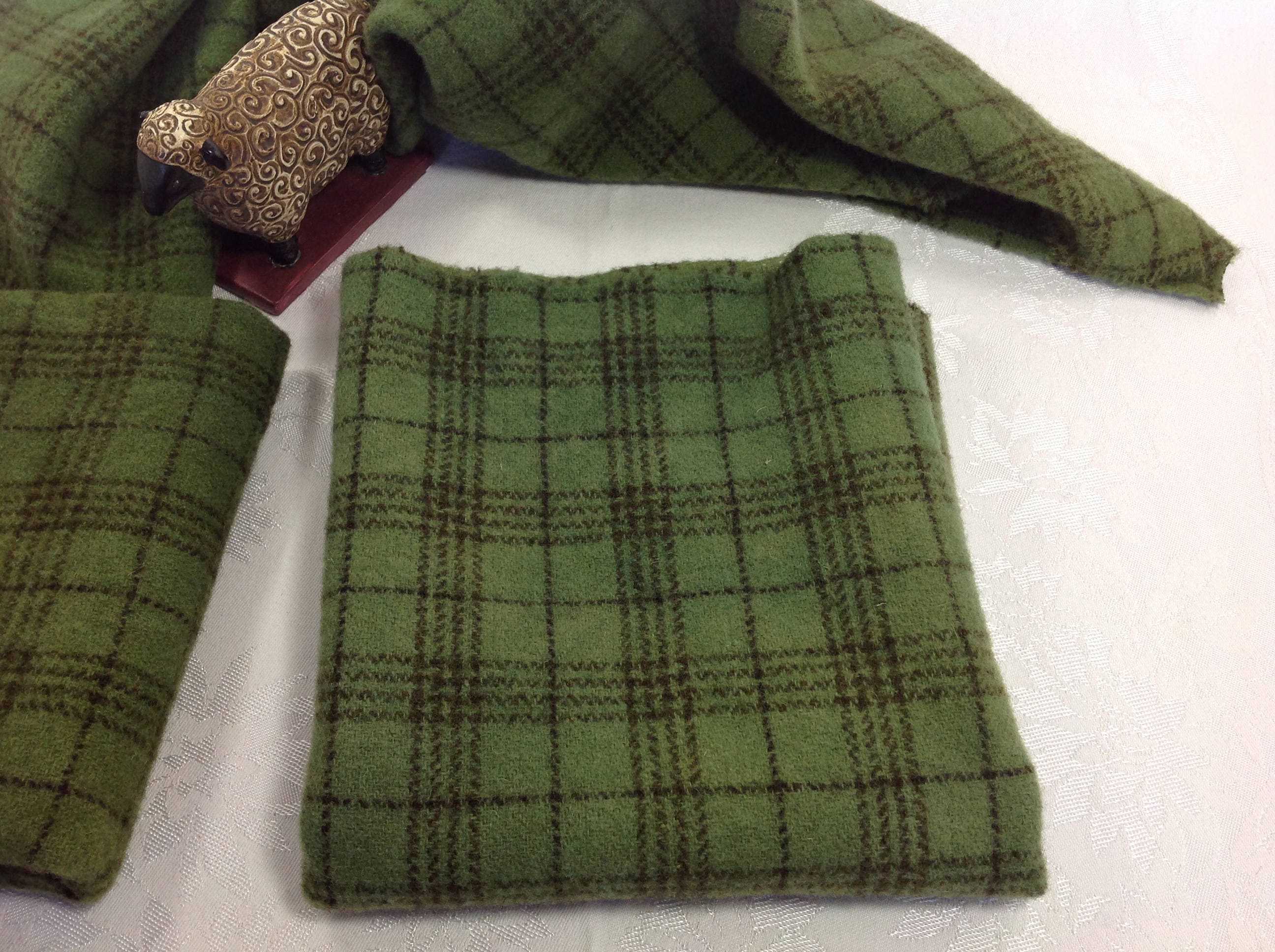 1/4 yard, High Meadow Green, Hand Dyed Wool Fabric, W443, for rug