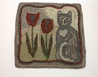 Rug Hooking PATTERN, Tulip the Cat, 14" x 14", P105, Primitive Rug Hooking, DIY Cat Project