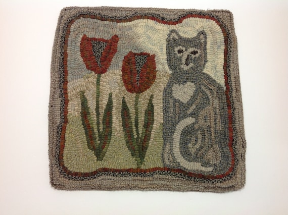 Rug Hooking PATTERN, Tulip the Cat, 14" x 14", P105, Primitive Rug Hooking, DIY Cat Project