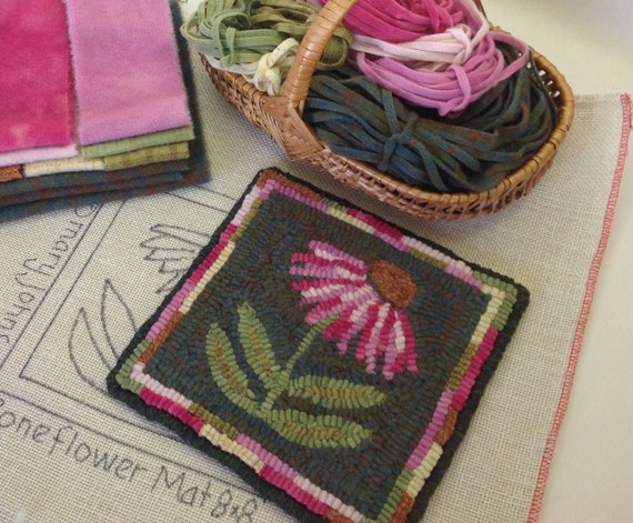 Rug Hooking KIT, Coneflower Mat, 8 x 8, K126, DIY Primitive Rug Hooking Mat, Folk Art Flower Tea Trivet