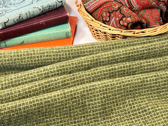 Teachers Pet, a mill dyed wool fabric for Rug Hooking and Appliqué, W580, Green Check, warm green