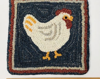 Rug Hooking PATTERN, Chicken Mat, 8" x 8", P102, DIY primitive hooked rug design,  Folk Art Chicken Design