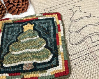 Rug Hooking PATTERN, Christmas Tree 8 x 8, DIY Hooked Rug design, P230,  Pine Tree, Christmas, Winter, Holiday