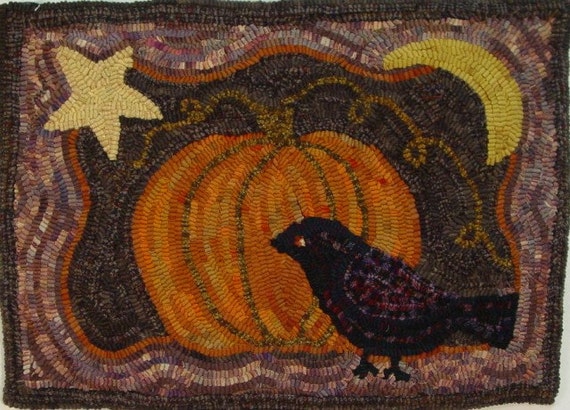 Rug Hooking PATTERN, Crow and Pumpkin, 14" x 20", P192, Halloween Pattern, Autumn Rug Hooking