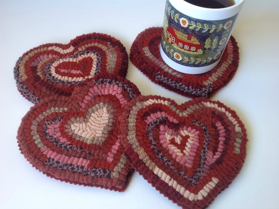 Rug Hooking PATTERN, Heart Mug Rugs, P187, DIY Primitive Hearts, Folk Art Hearts, Wide Cut Rug Hooking