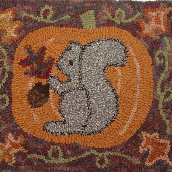 Rug Hooking PATTERN, Squirrel and Pumpkin, 12" x 14", P222