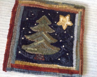 Rug Hooking PATTERN, Pine and Star, 14" x 14", P215, Folk Art Winter Design, DIY Primitive Rug Hooking