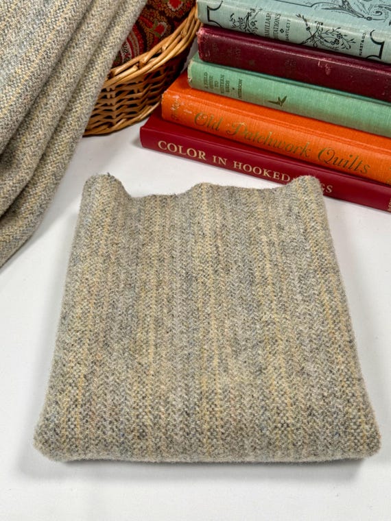 Fish Bones, a mill dyed wool fabric for Rug Hooking and Applique, W778,  light gray and natural plaid