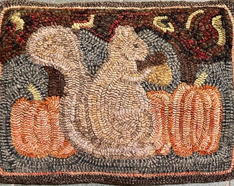 Rug Hooking PATTERN, Squirrel on a Picnic, 14" x 18", P221, Woodland squirrel, DIY Squirrel Rug Design