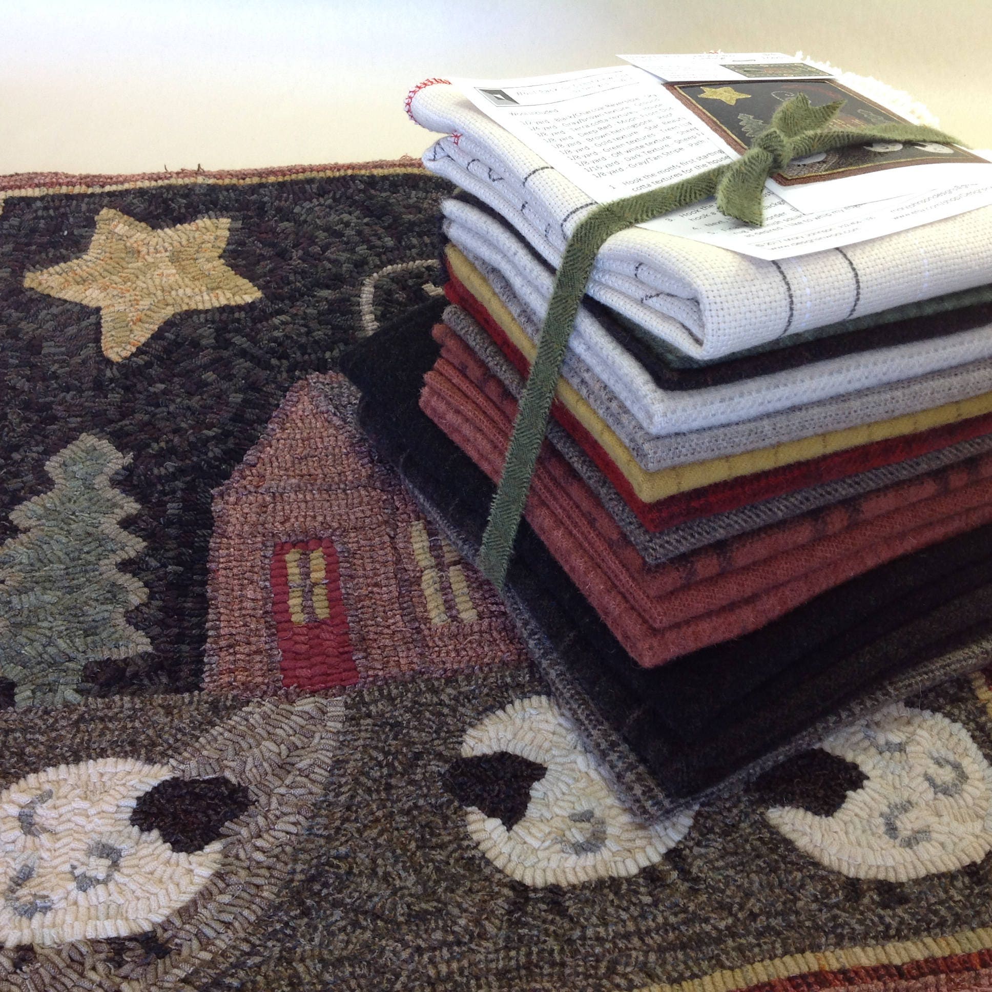 Rug Hooking KIT, Pattern and Wool for Crestview Cottage, a primitive