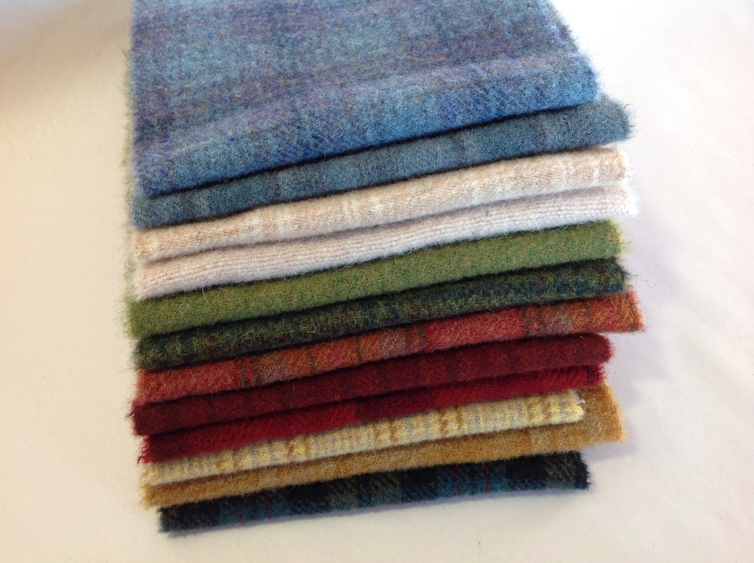 Colorful Textures, Wool Fabric for Rug Hooking and Applique, 12) Fat 1