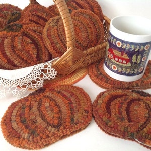 Rug Hooking PATTERN, Pumpkin Mug Rugs, P154, DIY Primitive Rug Hooked Pumpkin Coaster