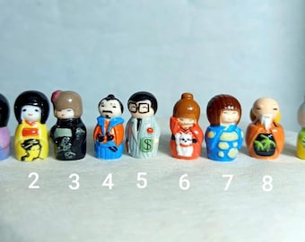 Kokeshi Fèves vintage: figuras de kimono japonés de porcelana pintadas a mano
